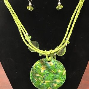 Hand Painted Shell Necklace Set